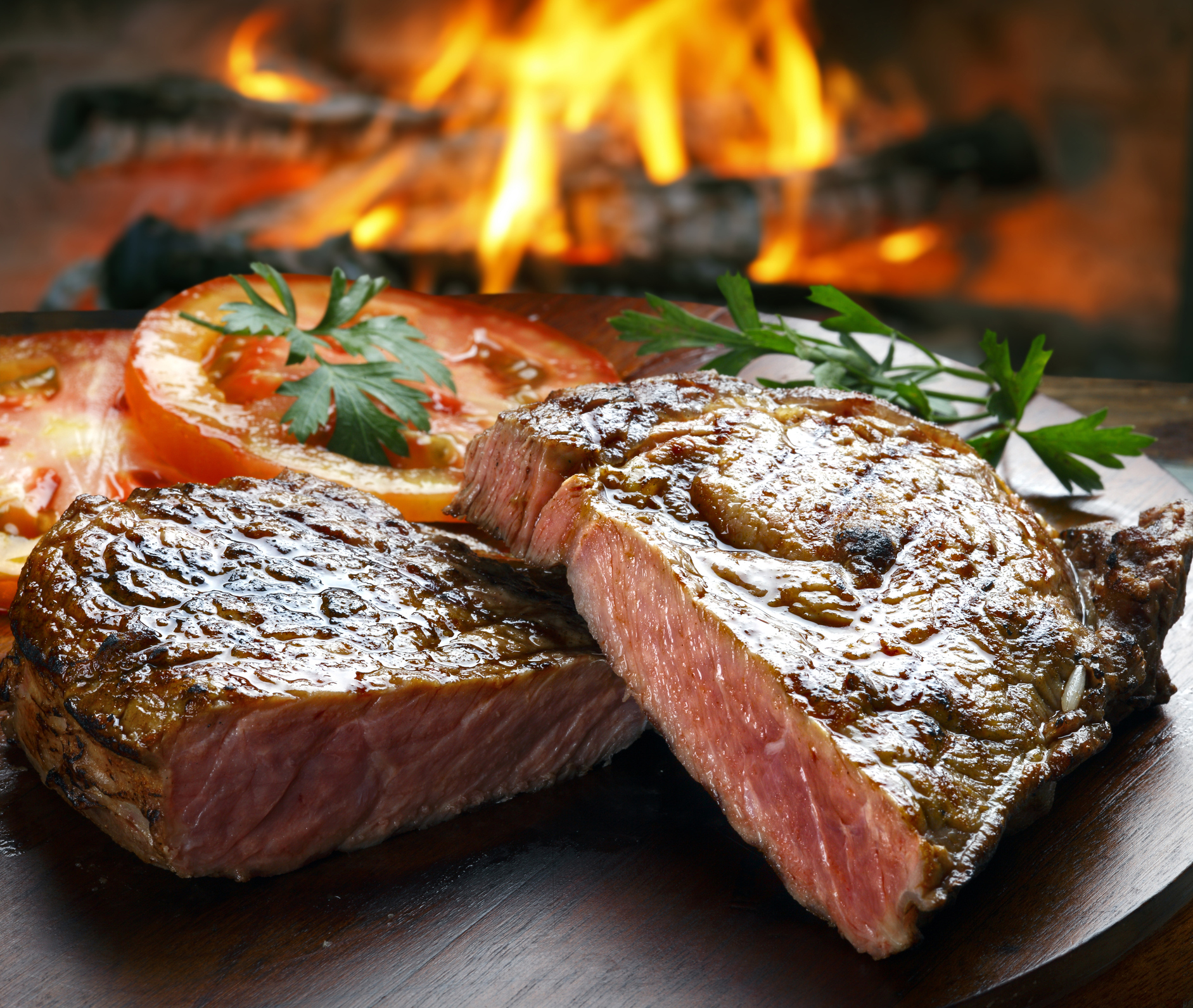 Steak and tomatoes